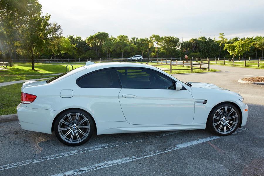  BMW M3 Coupe (E92) 2008 года  (фото 15 из 83)